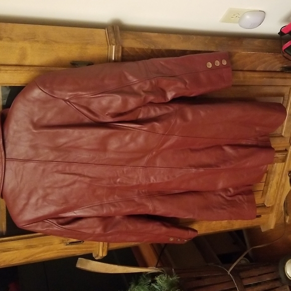 ♥️Deep red leather long coat - Picture 8 of 10